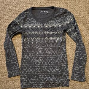 Eddie Bauer Women's Black and Gray Long Sleeve Top